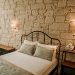 מלון Nill's Stone House Çeşme