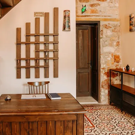 Nill's Stone House Otel