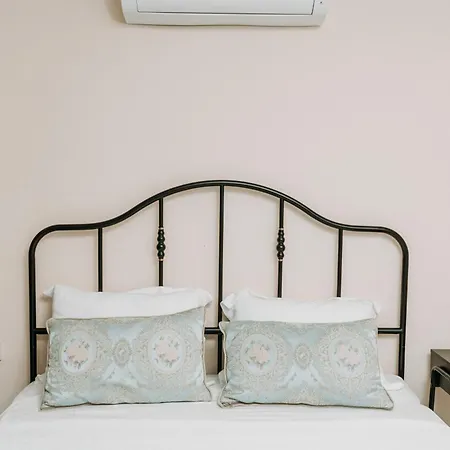 Nill's Stone House Cesme