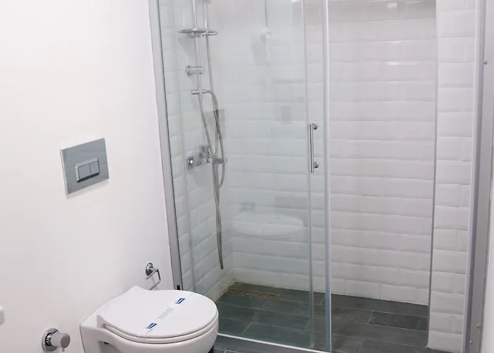 Nill's Stone House Szálloda *