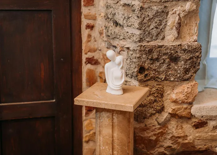 Nill's Stone House Szálloda