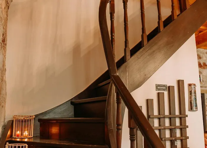 Nill's Stone House Szálloda *